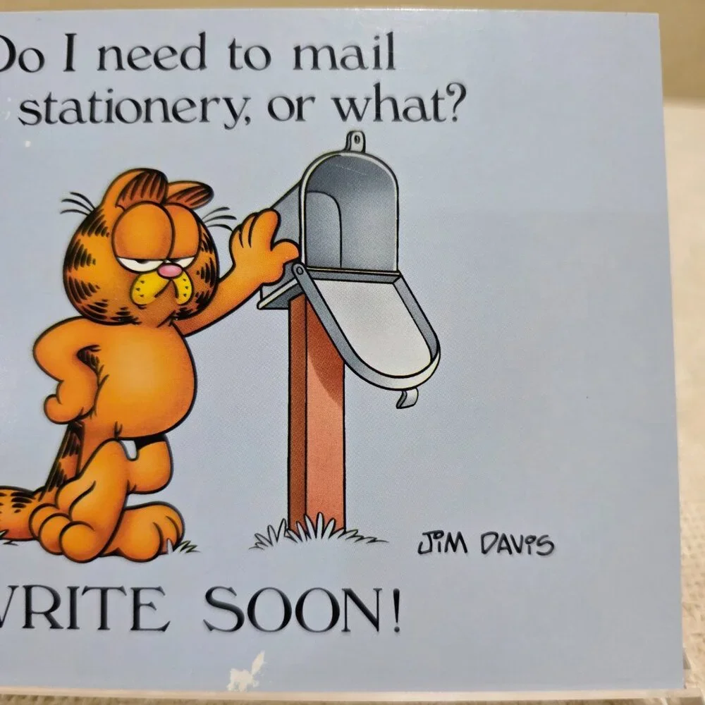 Vintage Garfield Jim Davis DO I NEED TO MAIL YOU STATIONARY OR.. Postcard Unused